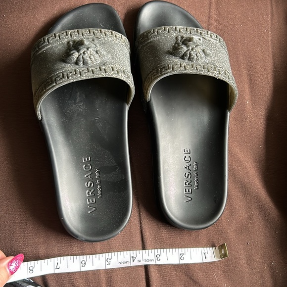 Versace slides - Picture 11 of 14